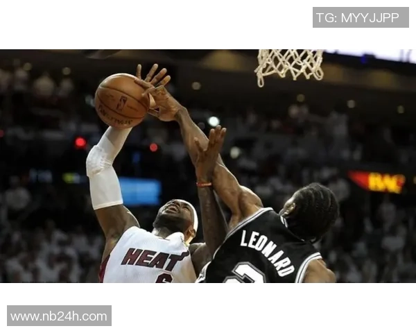 杰伦约翰逊生涯两次单场201515成就并列NBA锋线历史第一 杰伦约翰逊生涯两次单场201515成就并列NBA锋线历史第一